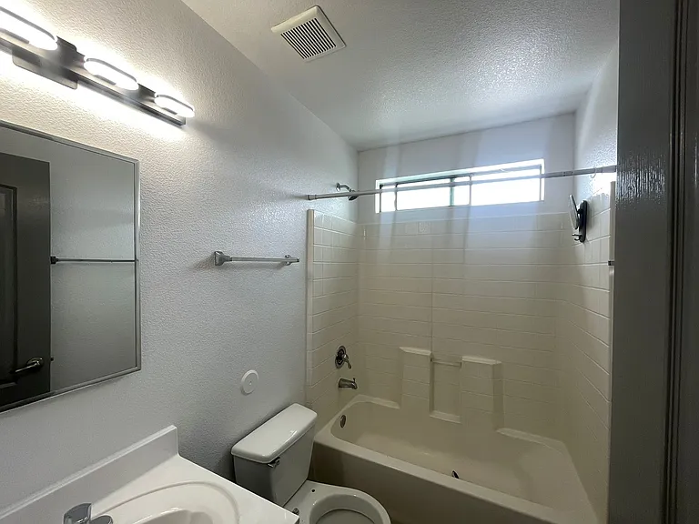 14304 Gil Reyes Dr #D — Photo 20