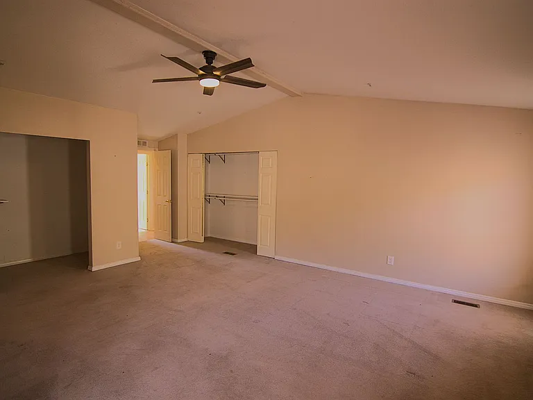35850 Via Famero Dr — Photo 14