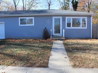 472 S Ocean Ave, Patchogue, NY 11772