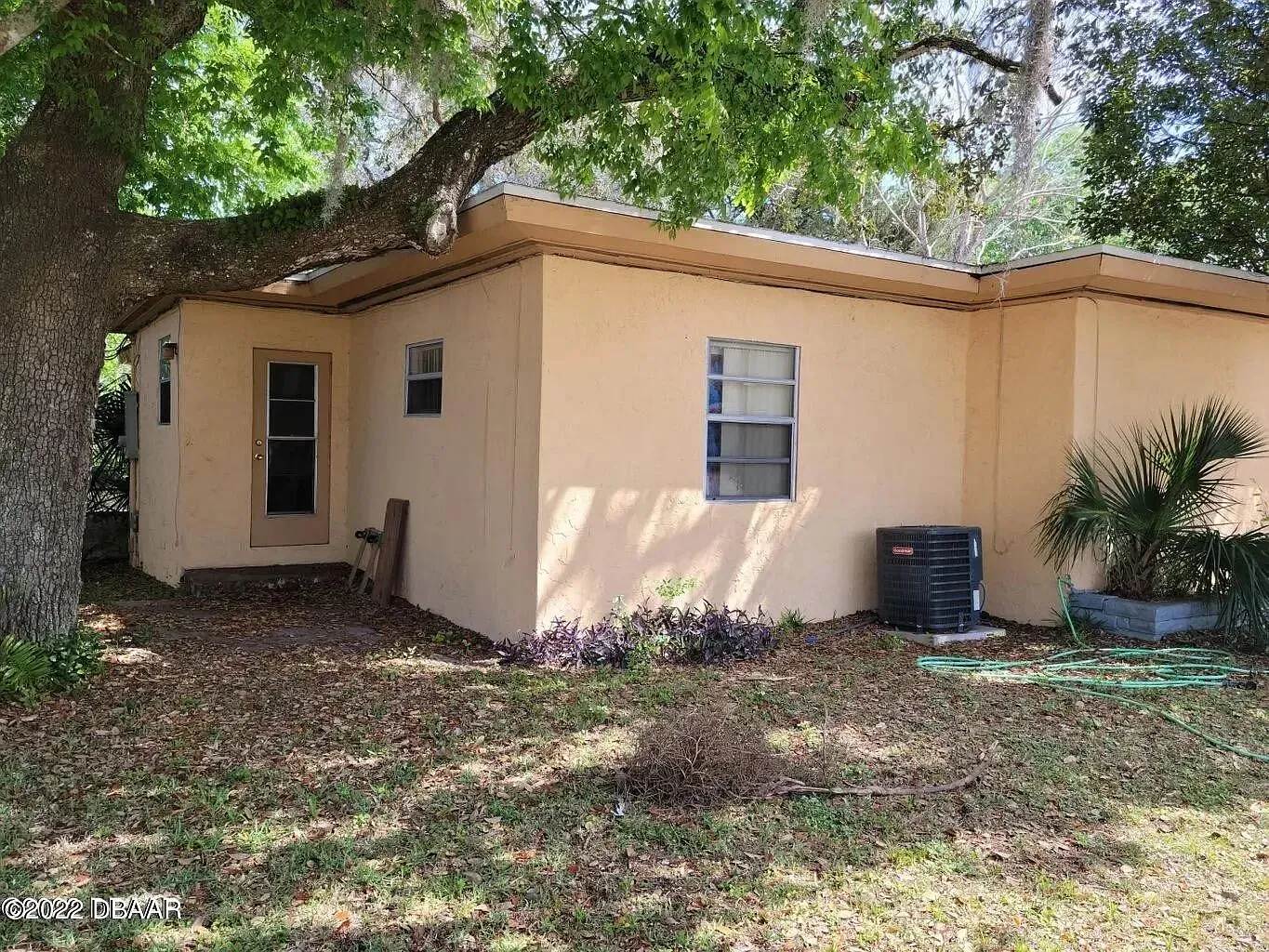 5 bed, 2546 sqft, $2,500 — Photo 2