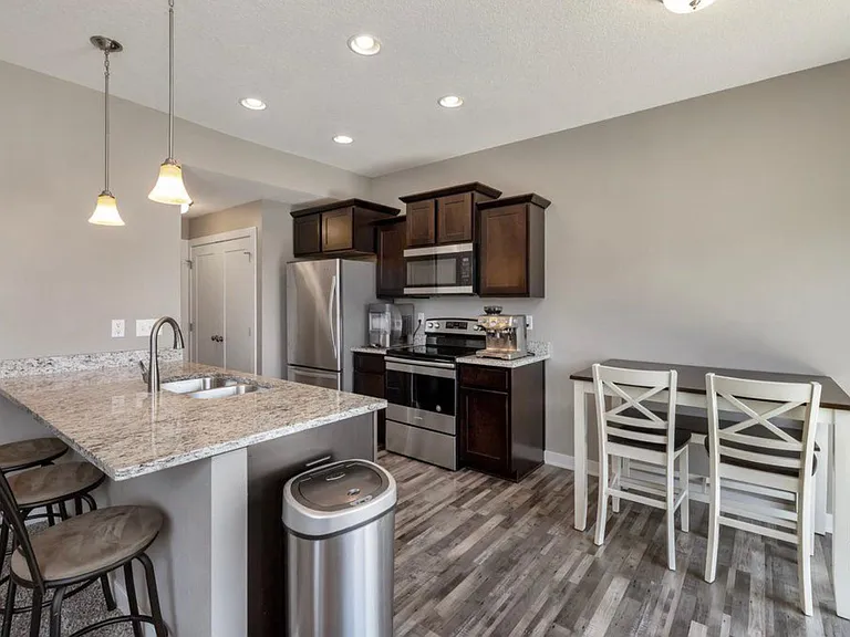 223 Pin Oak Ct — Photo 5