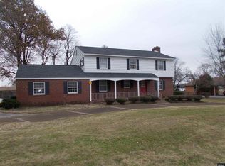 1010 W 3rd St, Fulton, KY 42041