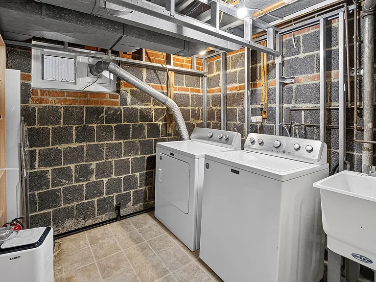 23 Underwood Pl — Photo 14