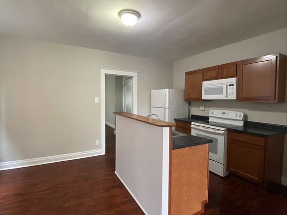 2nd image of 4973 Parker Ave #4973