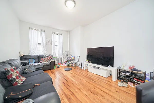 Rented by Living New York | media 1