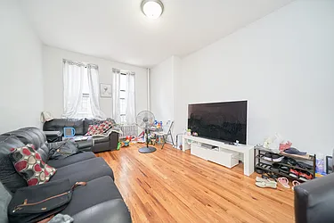 Rented by Living New York