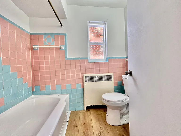 1087 Grand Ave #2 — Photo 6