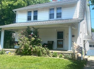 110 Spring St, Newark, OH 43055