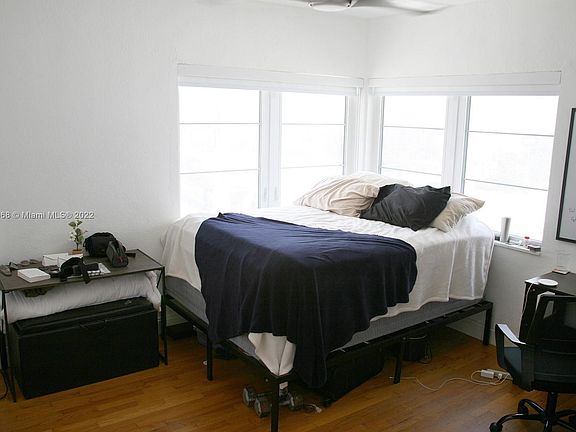 3rd image of 760 Euclid Ave APT 103