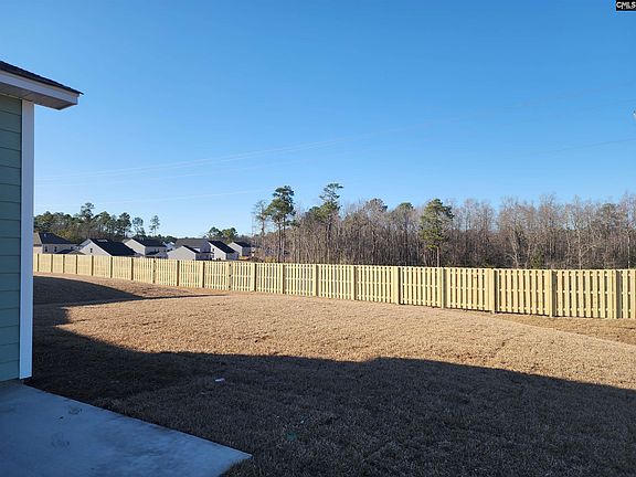 2nd image of 656 Honeydew Dr