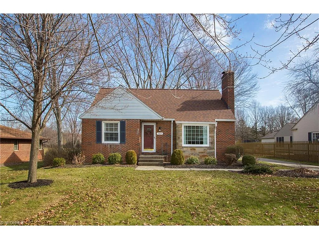 1825 Clague Rd photo 1