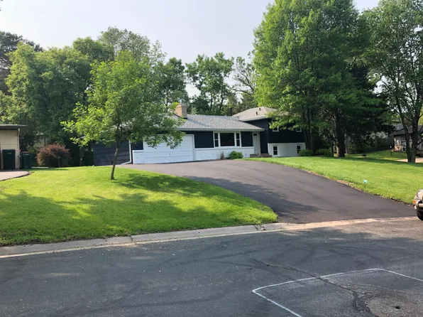 1300 Pierce Ter NE, Columbia Heights, MN 55421
