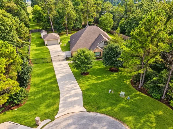 8996 Wind Jammer Ln, Montgomery, TX 77316