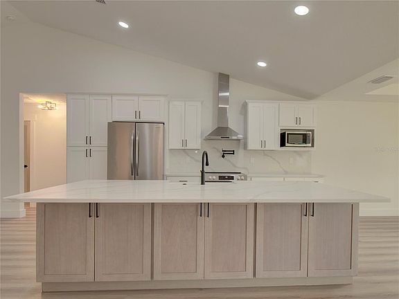 4th image of 9721 BAHIA ROAD