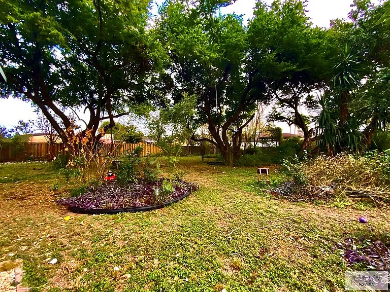 205 Ebony Ave #GUEST COTTAGE — Photo 21