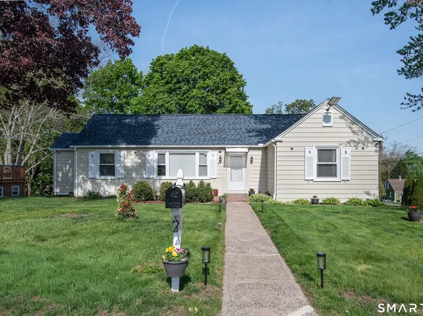 6 Over Street, Waterbury, CT 06708