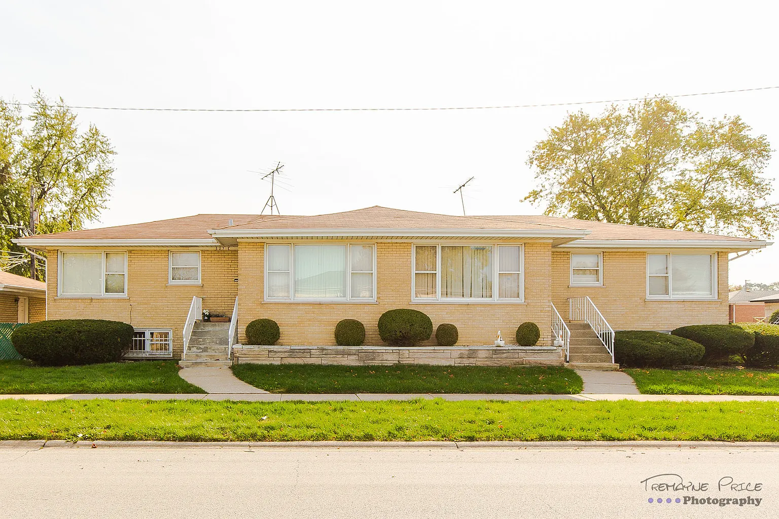 527 Bensley Ave photo 1