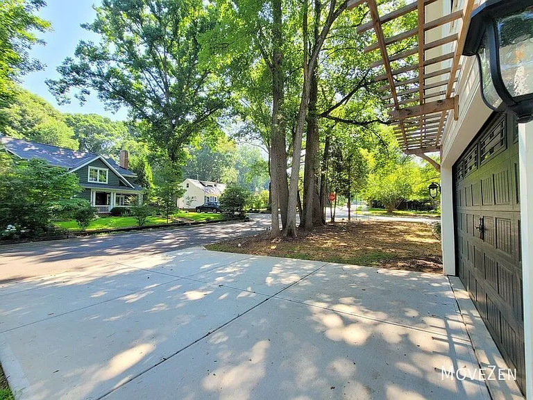 1265 Pinecrest Ave — Photo 14
