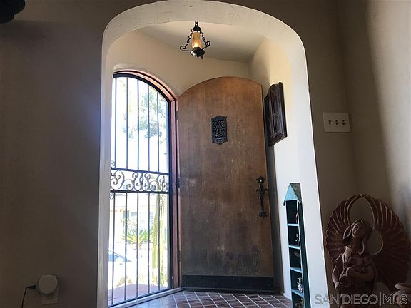 4th image of 4353 N Talmadge Dr