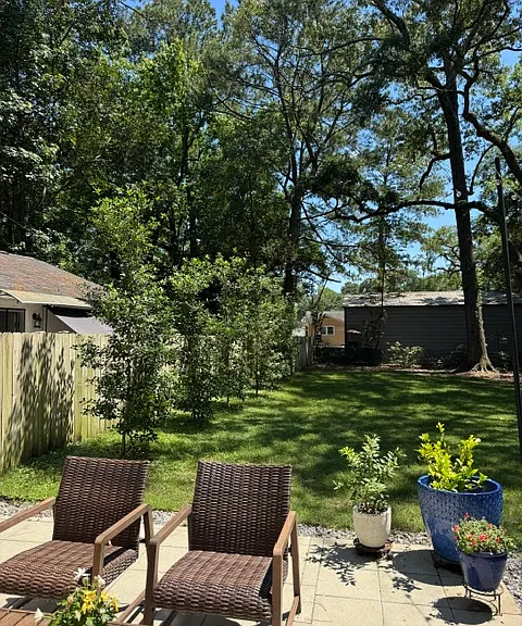 2417 Thaxton St — Photo 34