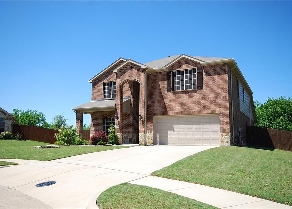 1st image of 2905 Solitude Canyon Dr