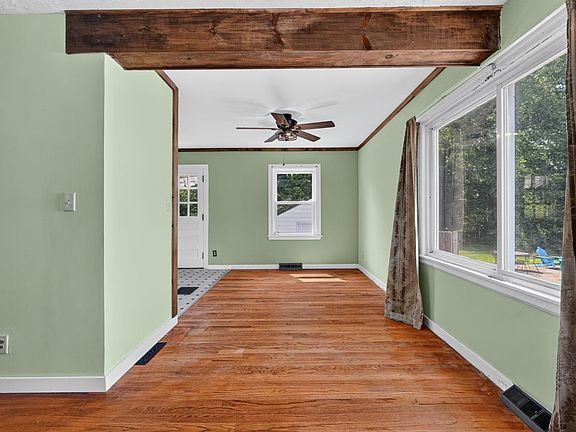 4th image of 509 Nead Ln