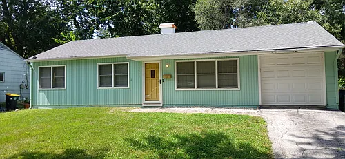 11224 Oakland Ave Photo 1