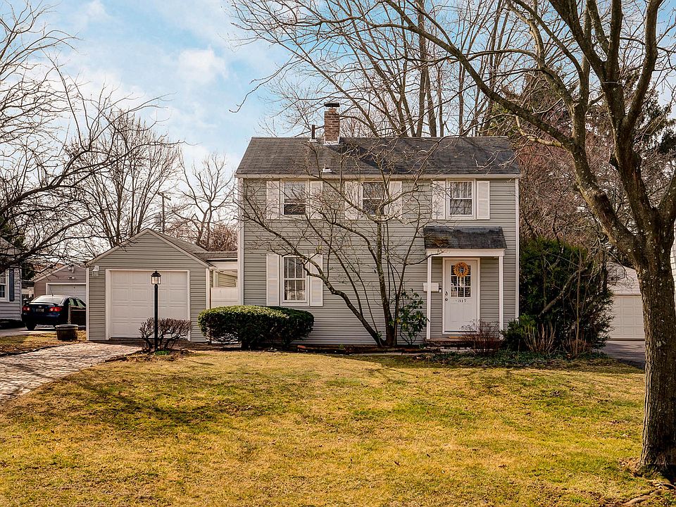 1st image of 317 E Beechwold Blvd