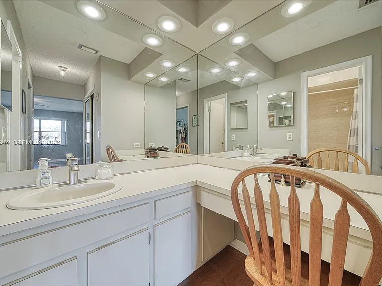 13337 SW 64th Ln — Photo 27