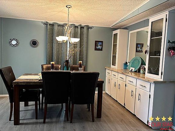 4th image of 2333 Sandlewood Ln