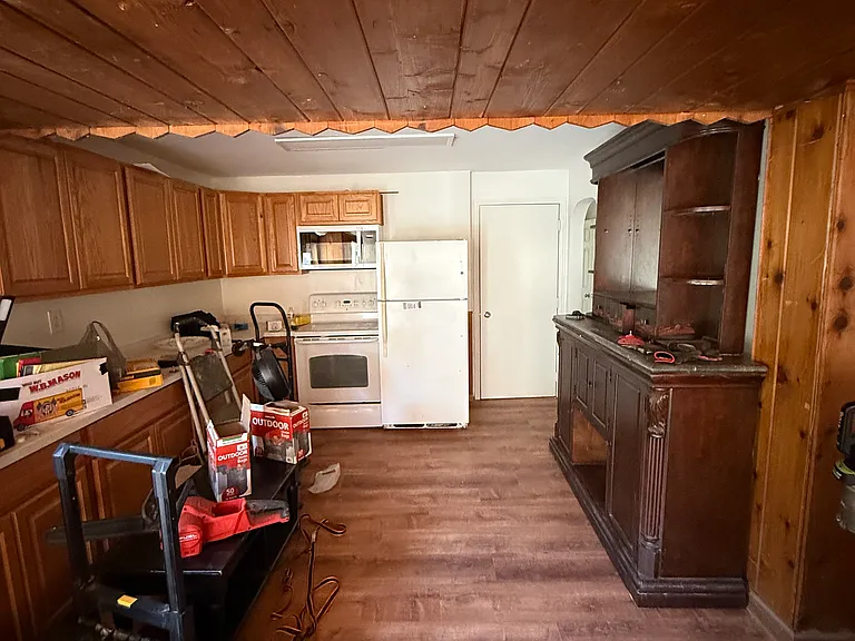 234 Thurber St #1 — Photo 8