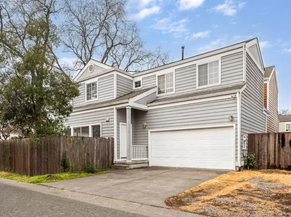 987 Kingwood Street, Santa Rosa, CA 95401