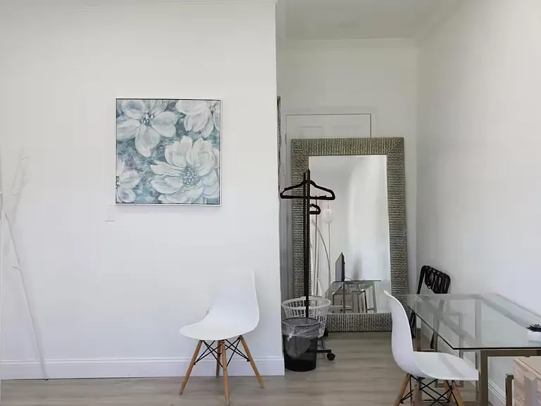 150 NE 146th St — Photo 18