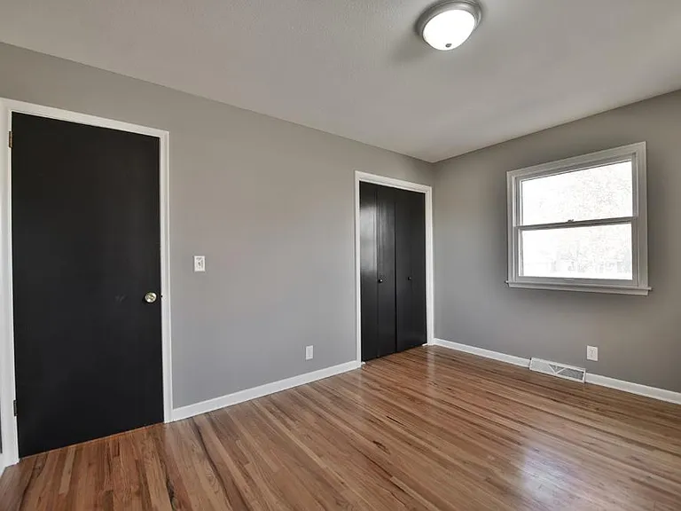5321 S 106th St — Photo 17