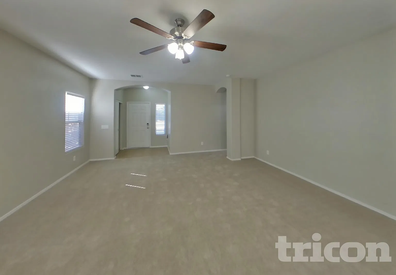1915 S 80th Drive Phoenix AZ — Photo 2