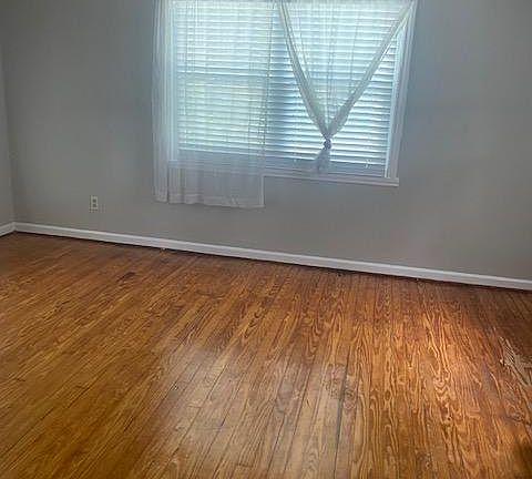 5th image of 1033 32nd Ave N #1/2
