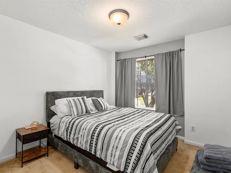 723 Avery Dr — Photo 19