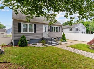 165 Park View Blvd, Cranston, RI 02910