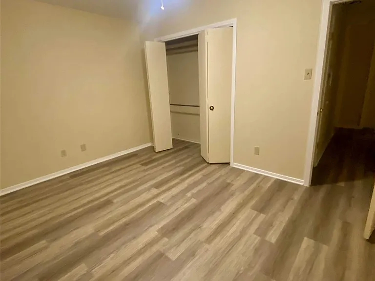 1806 Sierra Dr — Photo 10