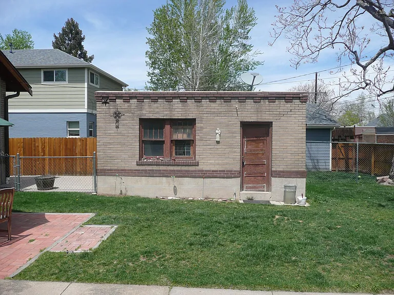 4250 Julian St — Photo 25
