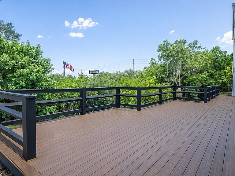 Seminole Vista - Park Portfolio — Photo 8