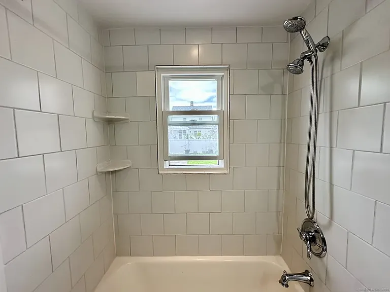 33 Emerson St — Photo 23