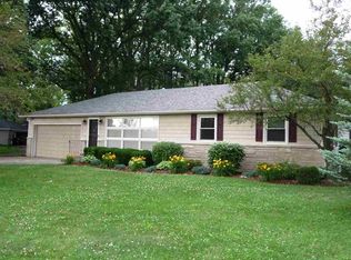 6221 Hosler Rd, Leo, IN 46765