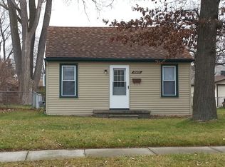 26084 Groveland St, Madison Heights, MI 48071
