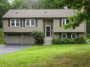 22 Juniper Brook Rd, Northborough, MA 01532