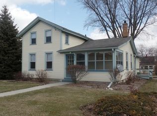 802 N Main St, Sandwich, IL 60548