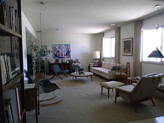 3rd image of 5573 N Roosevelt Ave