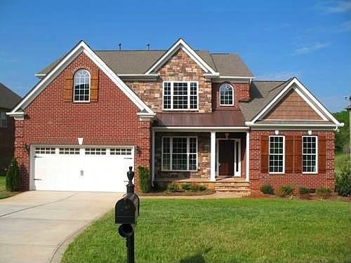 1st image of 215 McDuffie Ln