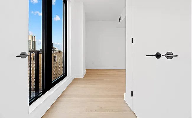 Rented by West 124th Manager LLC | media 33