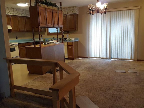 3rd image of 4813 E Red Oaks Dr